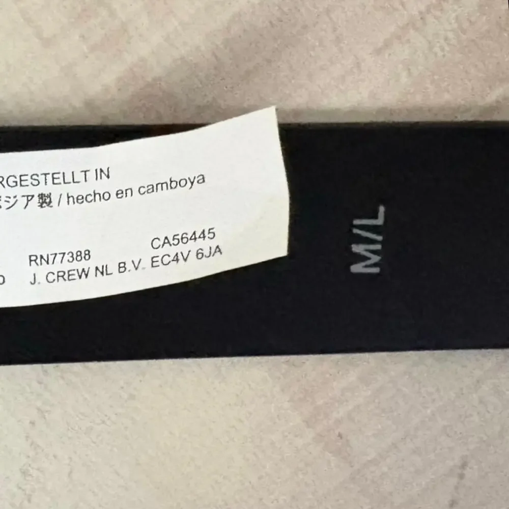 J.Crew Black Italian Leather Belt Gold Buckle Classic Minimalist Women’s M/L - Picture 6 of 7